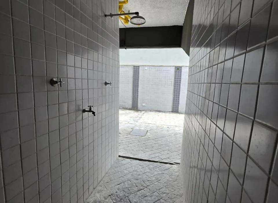 Apartamento para 6 pessoas, Praia Enseada-Guarujá próximo da praia-1
